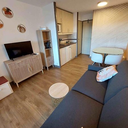 CAP ESTEREL appartement climatisé dans le centre du village vacances Drammont Exterior foto