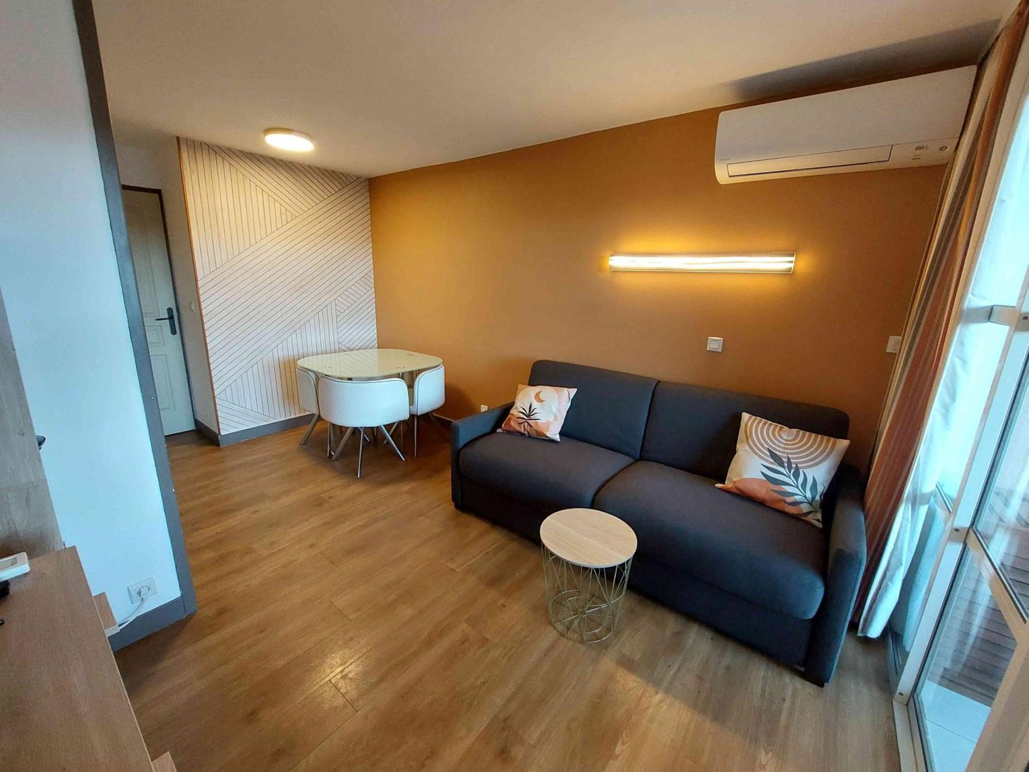 CAP ESTEREL appartement climatisé dans le centre du village vacances Drammont Exterior foto