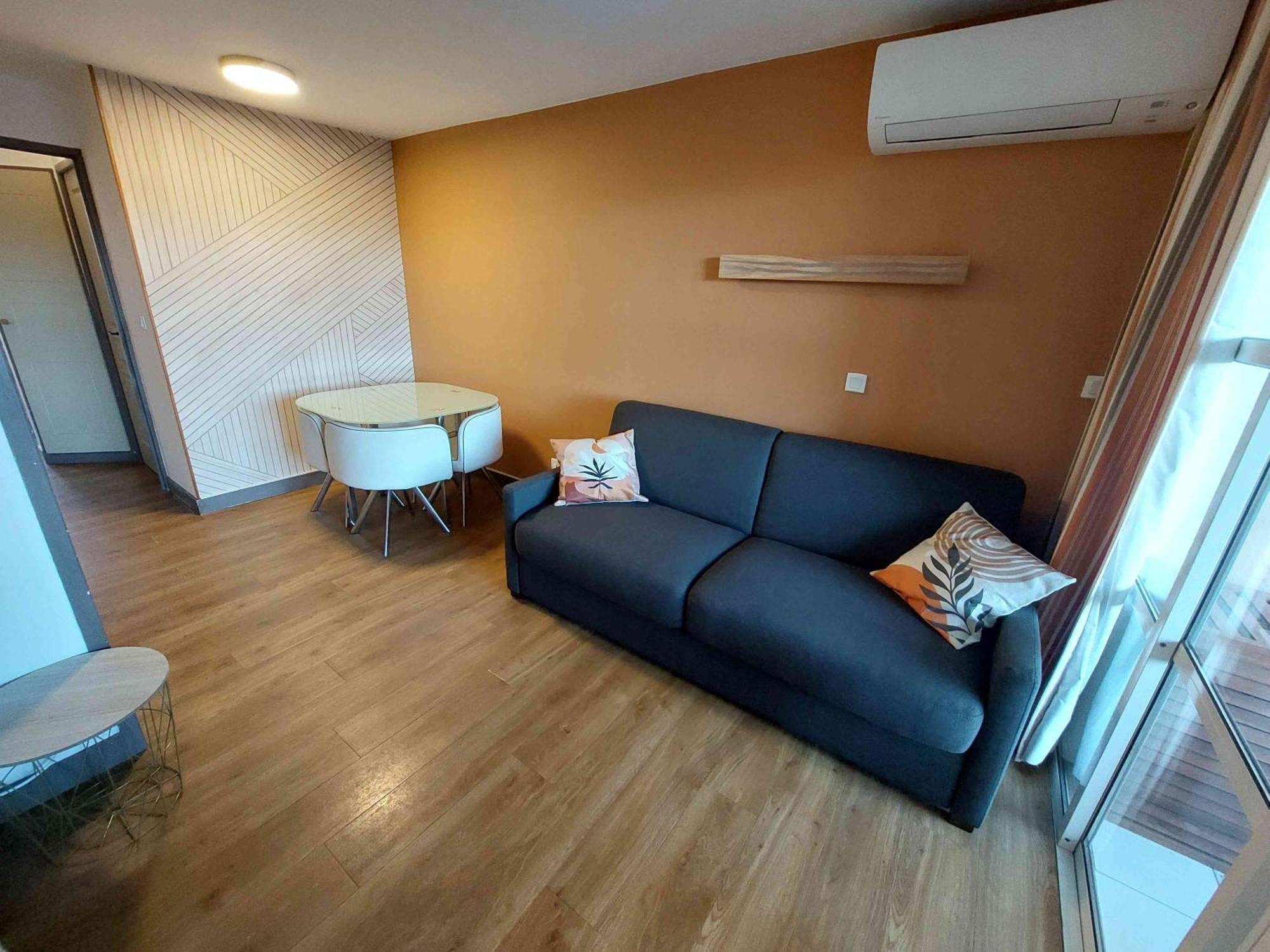 CAP ESTEREL appartement climatisé dans le centre du village vacances Drammont Exterior foto